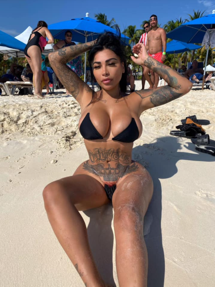 Brittanya Razavi 4