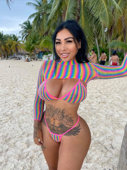 Brittanya razavi leaked onlyfans 4